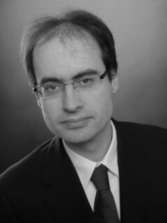 Zum Artikel "Prof. Dr. Steffen Klumpp verstarb völlig unerwartet am 01.09.2024"